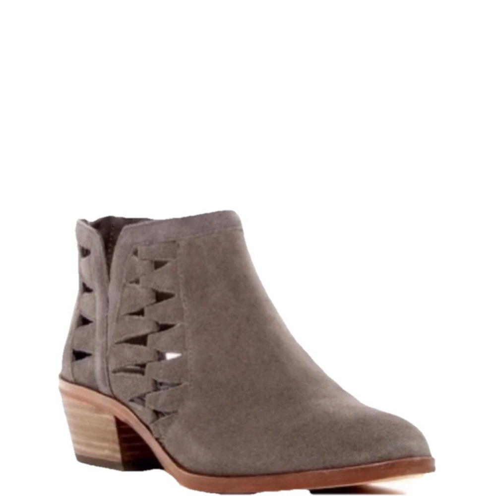 Vince Camuto Peera Cutout Ankle Bootie Boots Taupe Suede Size 10 M